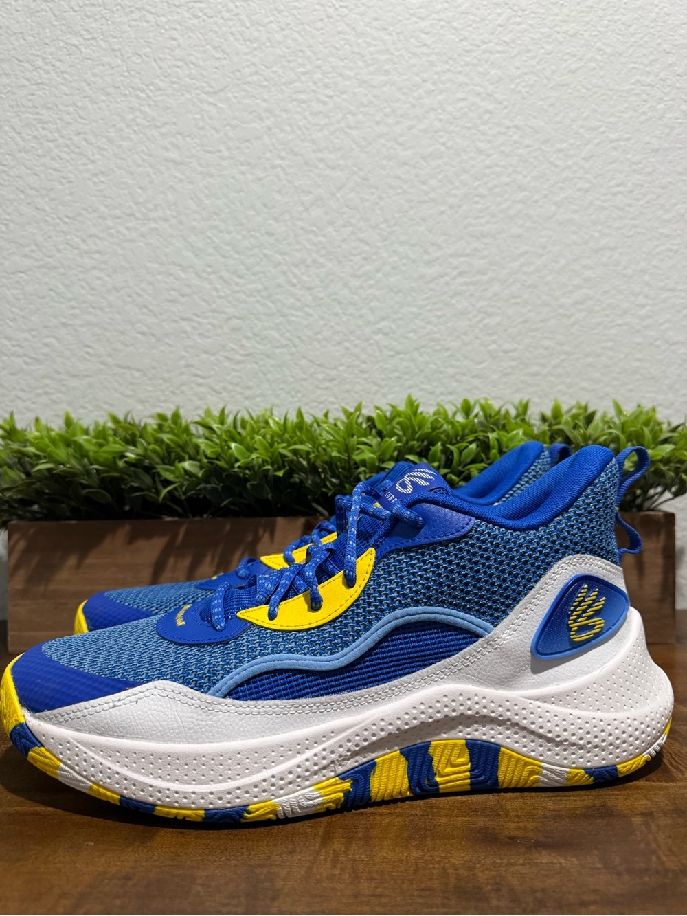 Under Armour Curry 3Zer0 24 Basketball Shoes Team Royal 3027626-400 Mens Size 14 - Picture 2 of 12